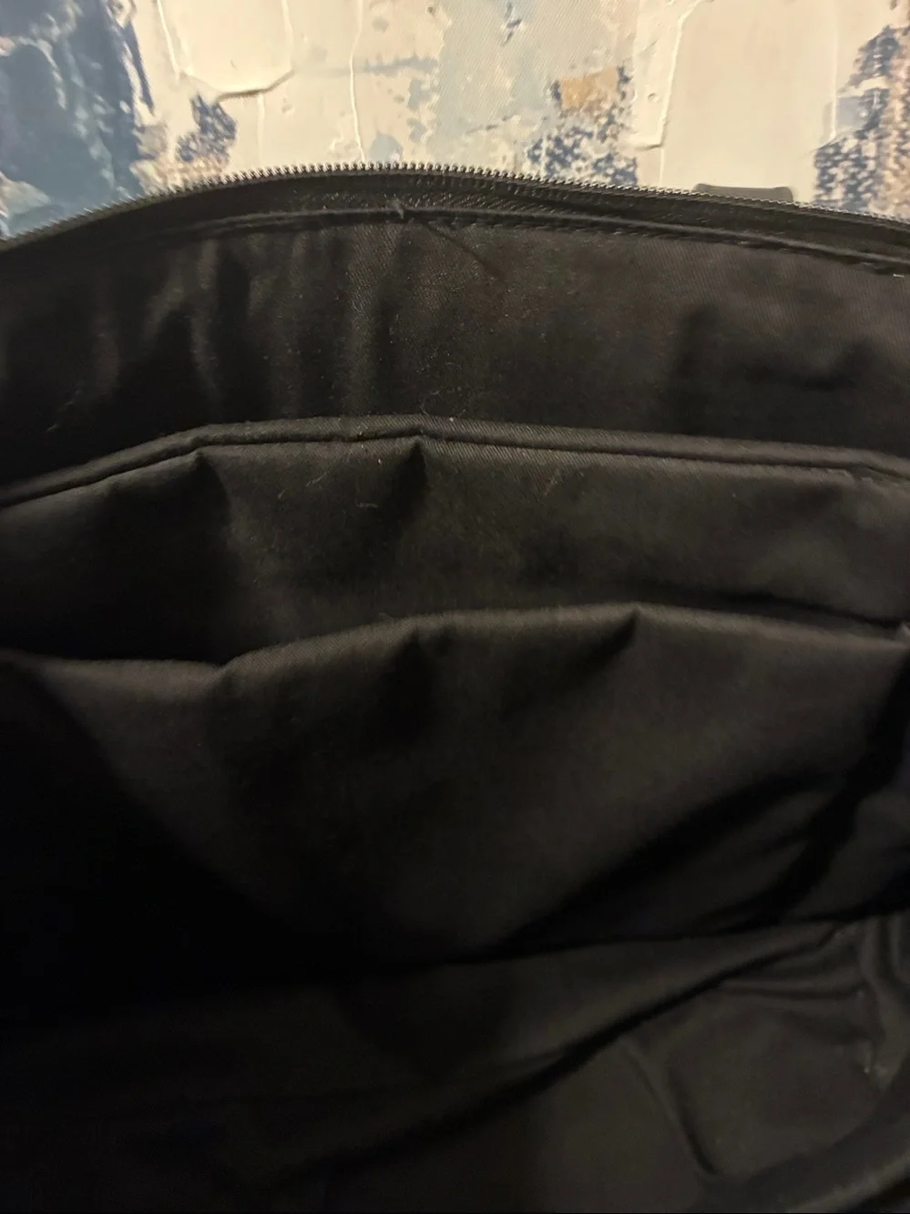 EUC Kenneth Cole Reaction Black Smooth Leather Shoulder Tote